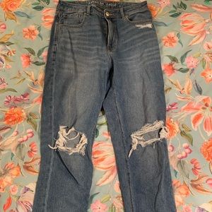 American Eagle mom jeans